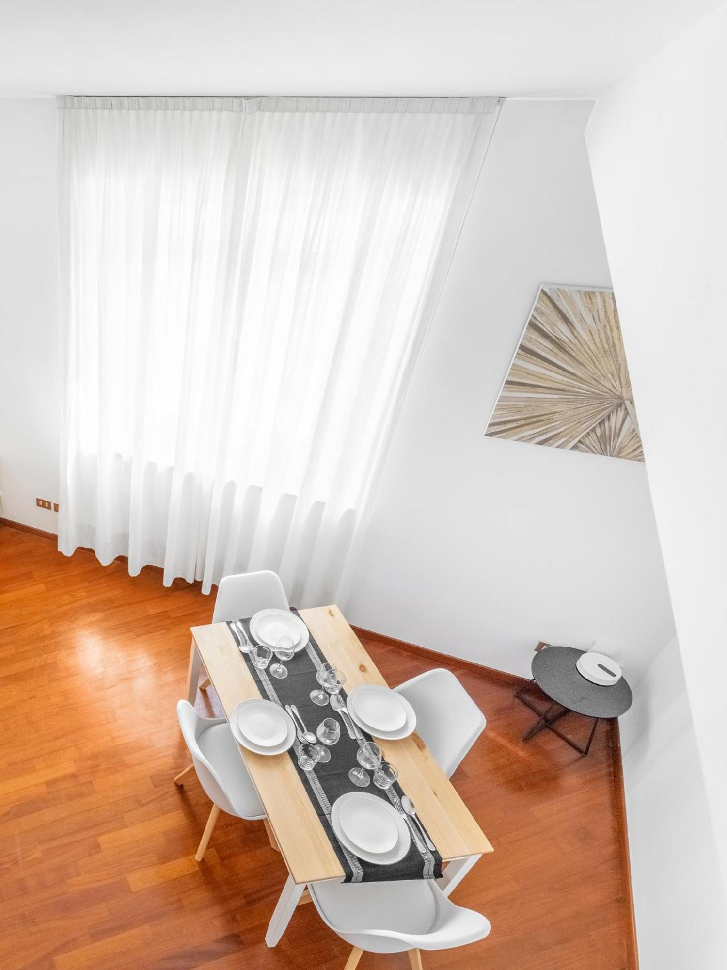 Central Luxurious Apartment Duomo A/C-Wi-Fi Free Milão Exterior foto